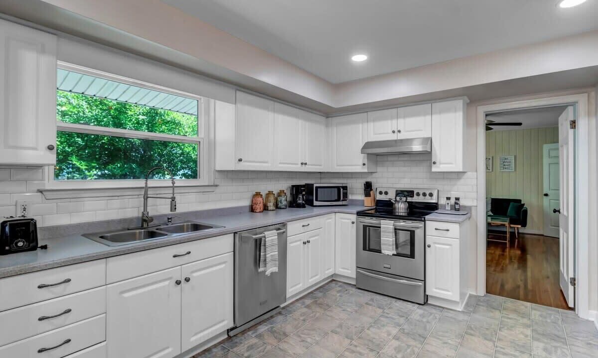 Photo of Kitchen in Avondale