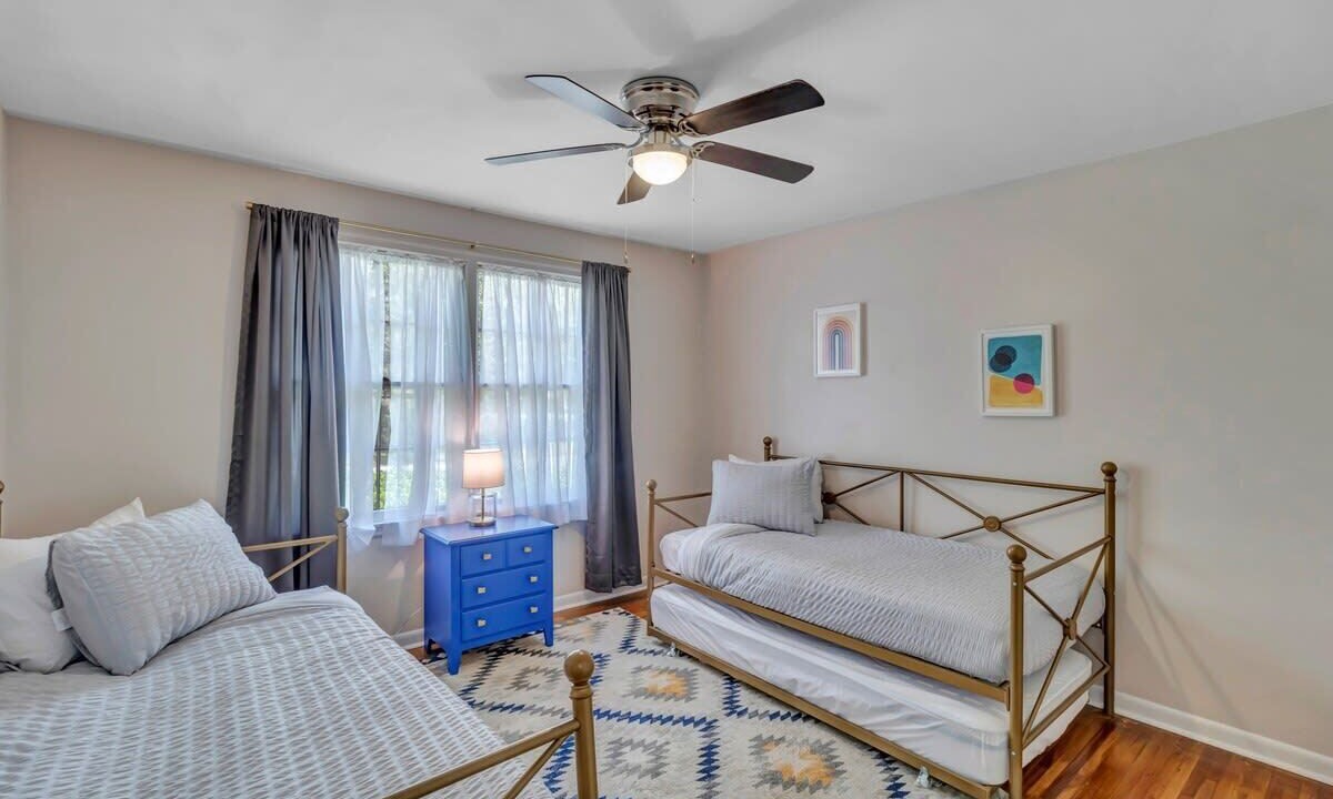 Photo of Bedroom in Avondale