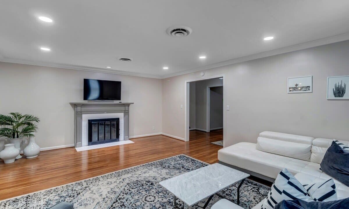 Photo of Livingroom in Avondale