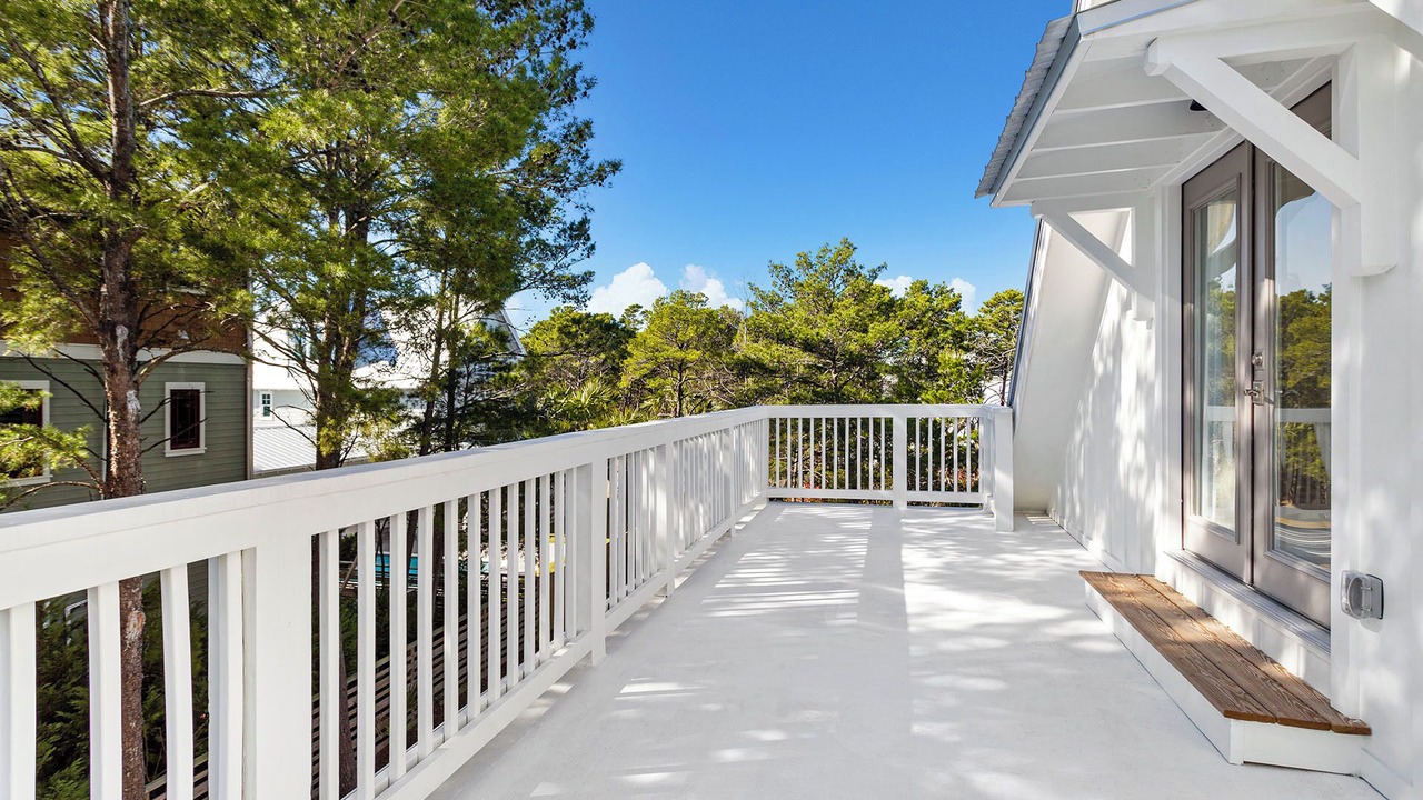Photo of Patio Balcony in Gulfview Heights