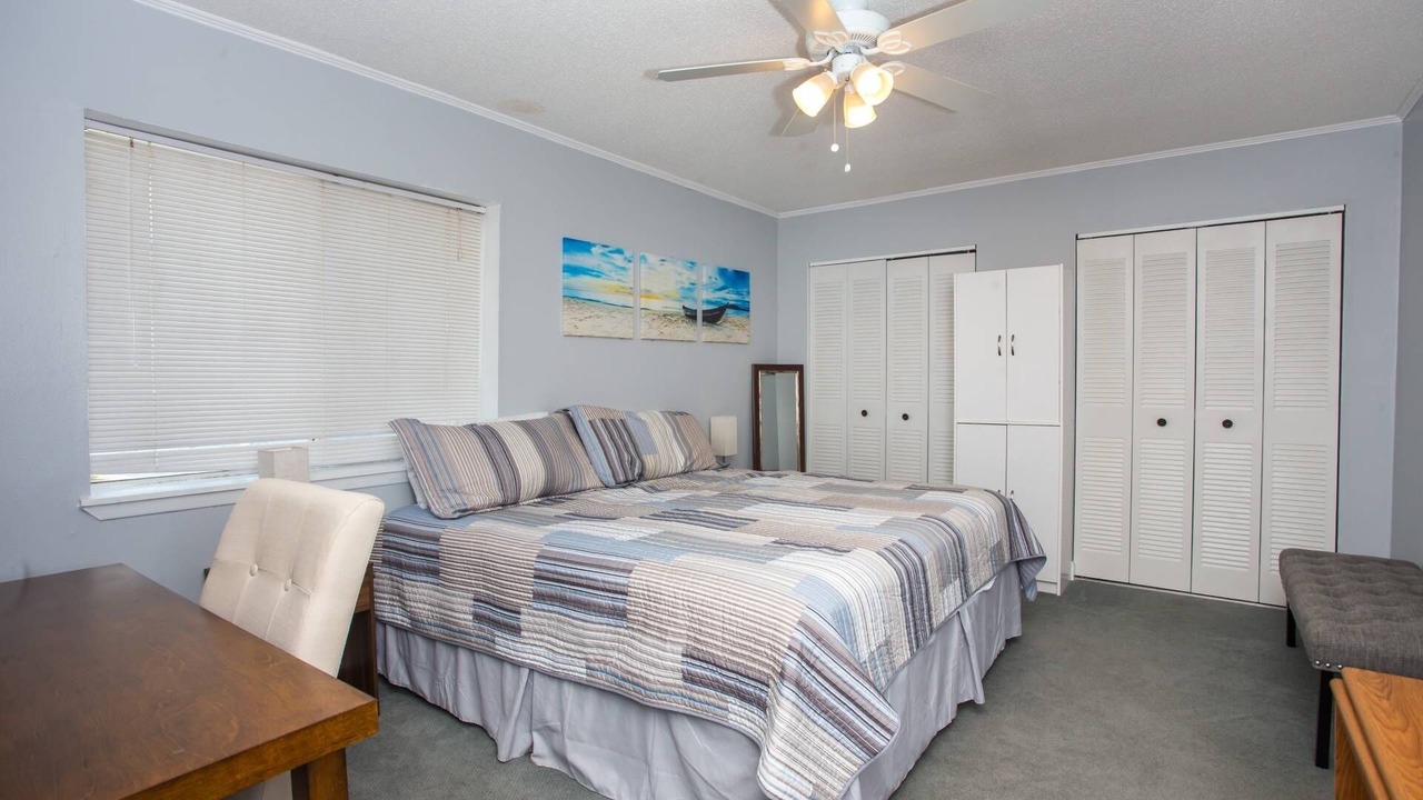 Photo of Bedroom in Shalimar