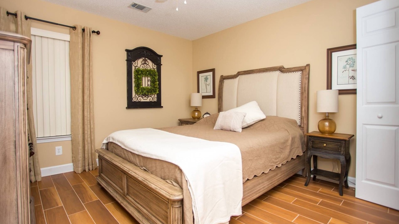 Photo of Bedroom in Niceville