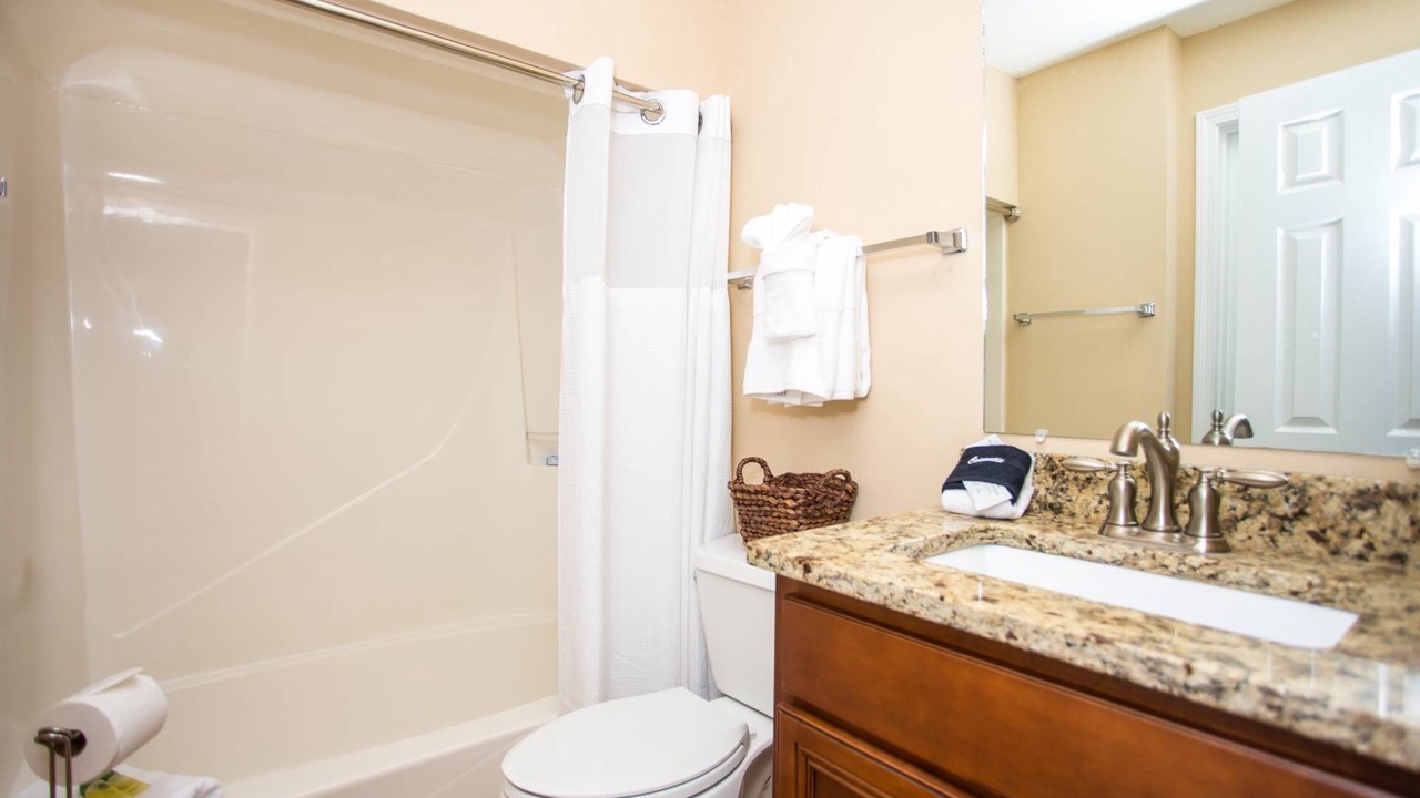 Photo of Bathroom in Niceville