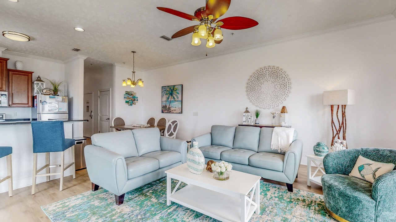 Photo of Livingroom in Bahama Beach