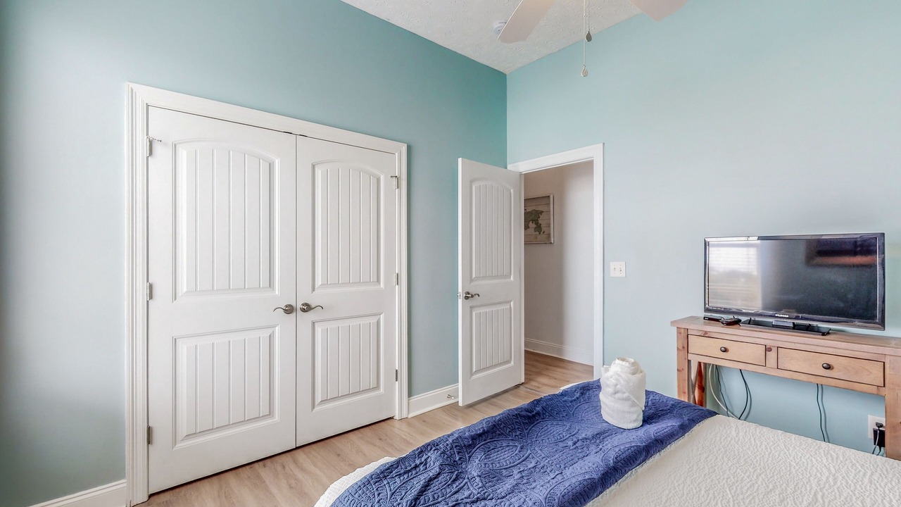 Photo of Bedroom in Bahama Beach