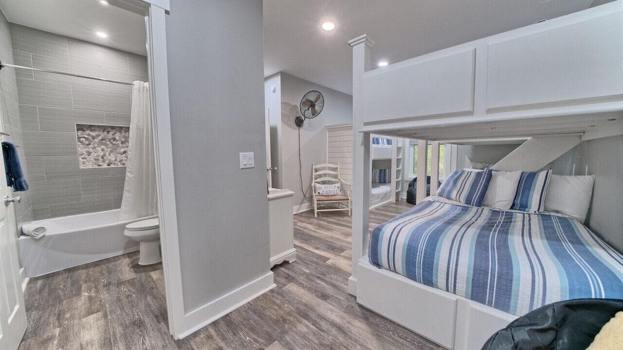 Photo of Bedroom in Summer Breeze