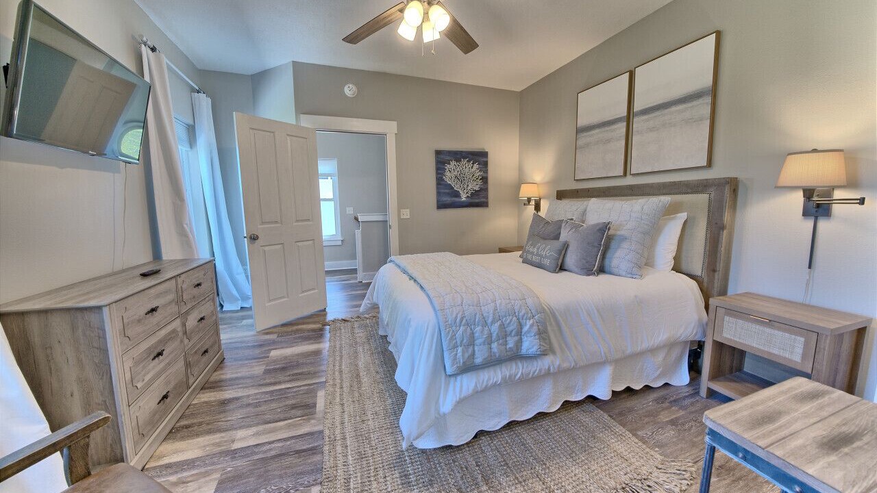 Photo of Bedroom in Summer Breeze