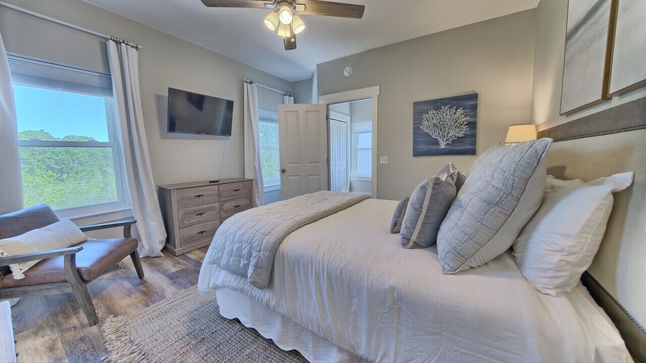 Photo of Bedroom in Summer Breeze