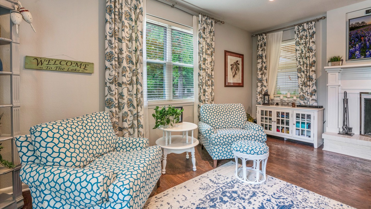 Photo of Livingroom in Holly Lake Ranch