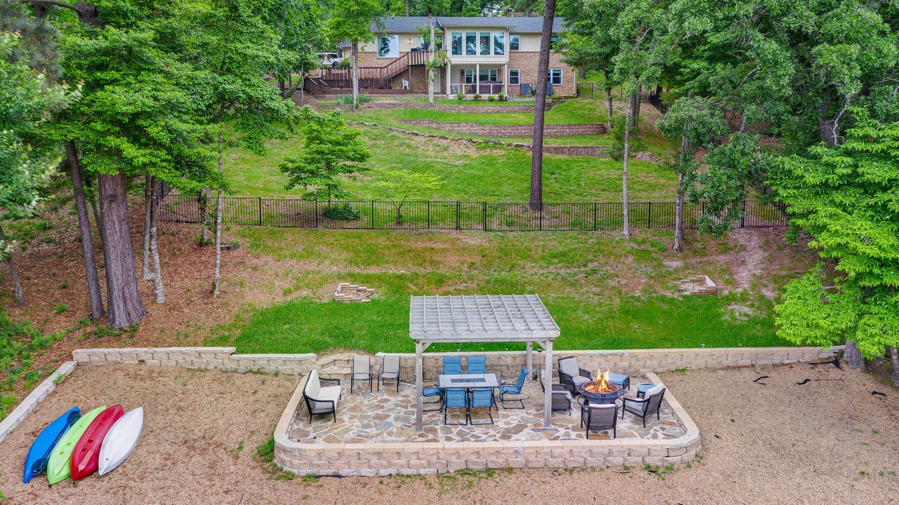 Photo of Outdoor in Holly Lake Ranch