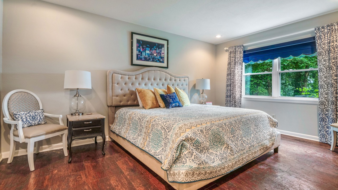 Photo of Bedroom in Holly Lake Ranch