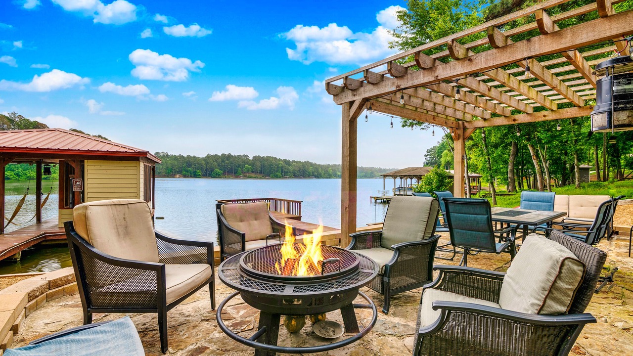Photo of Outdoor in Holly Lake Ranch