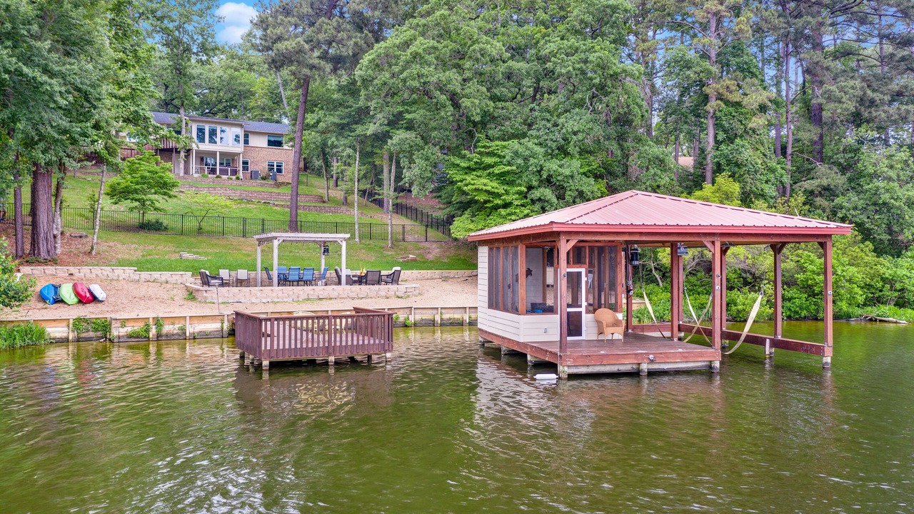 Photo of Patio Balcony in Holly Lake Ranch