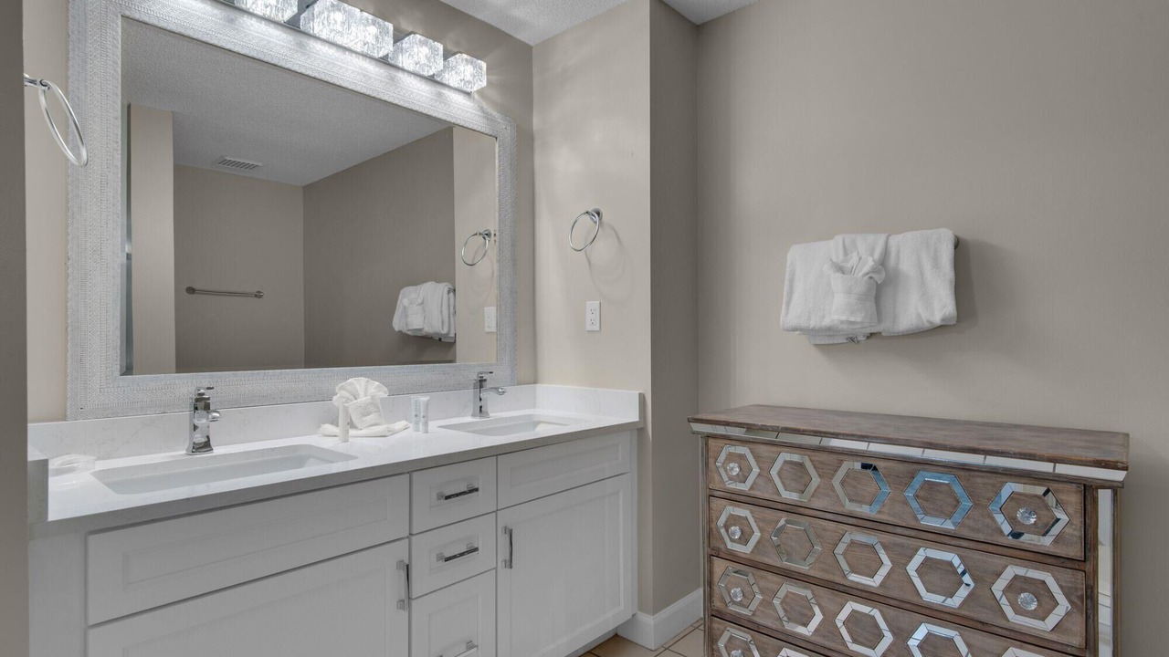 Photo of Bathroom in Four Mile Village
