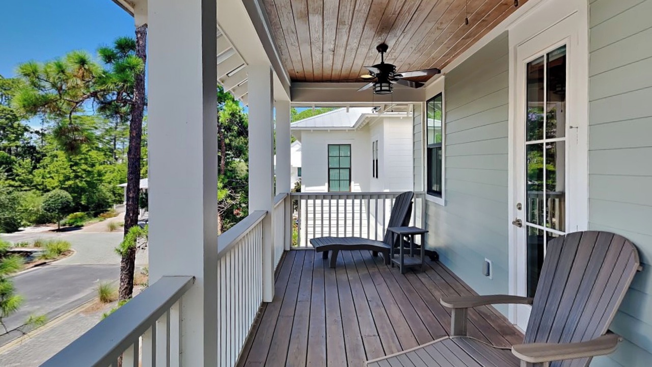 Photo of Patio Balcony in Lakeside at Blue Mountain Beach