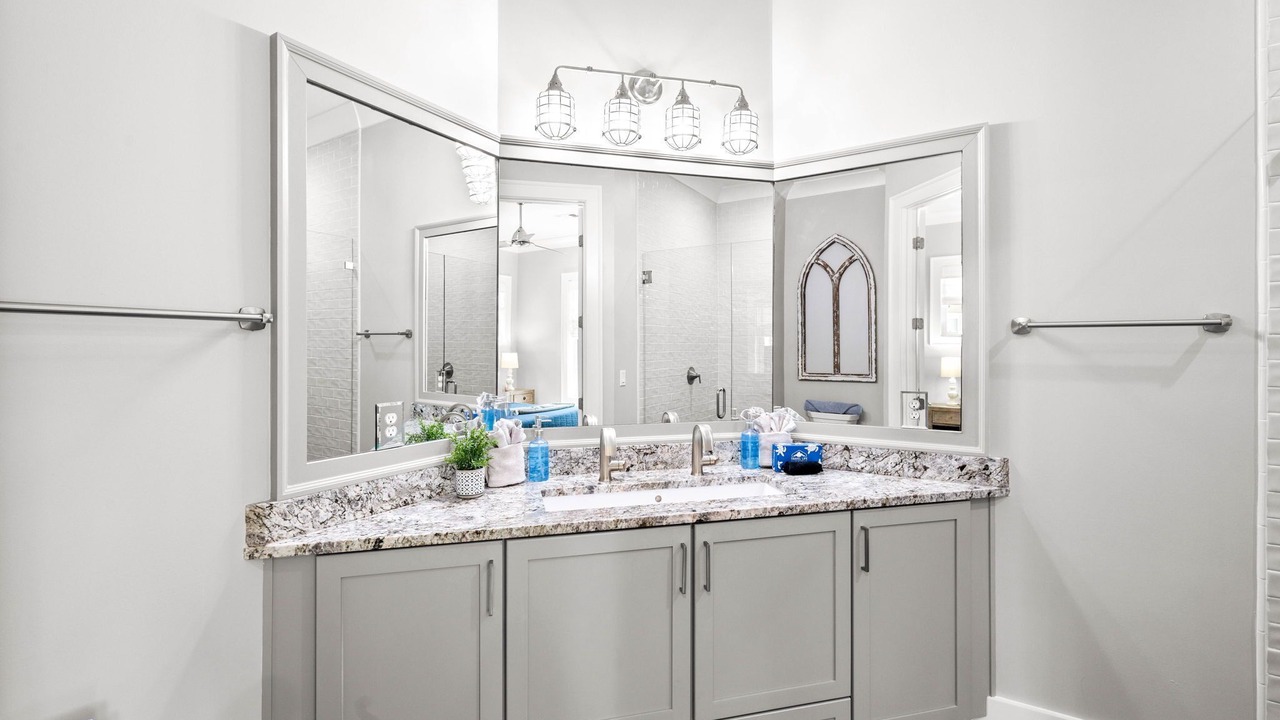 Photo of Bathroom in Seacrest Beach
