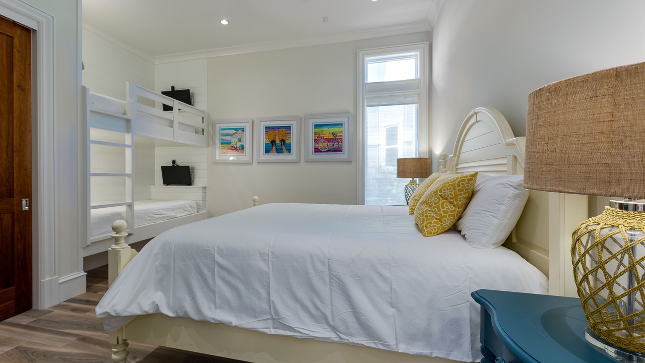 Photo of Bedroom in Destiny Grand Palms