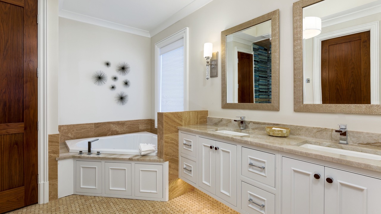 Photo of Bathroom in Destiny Grand Palms