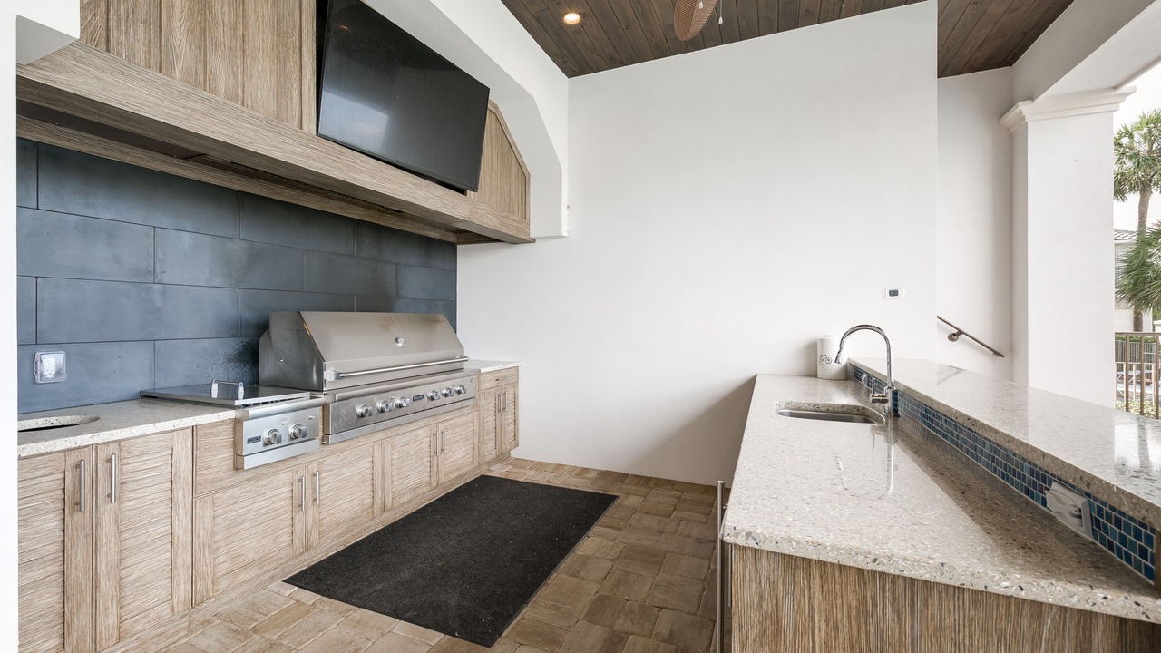 Photo of Kitchen in Destiny Grand Palms