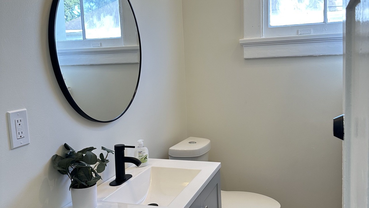 Photo of Bathroom in Mid-City
