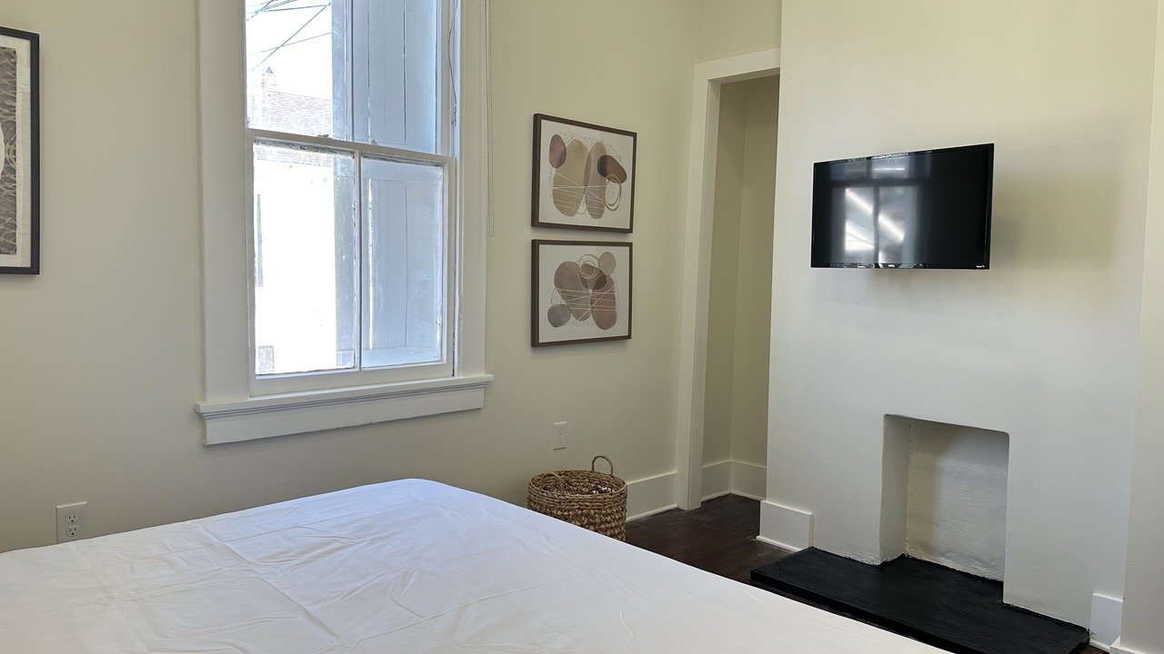 Photo of Bedroom in Mid-City