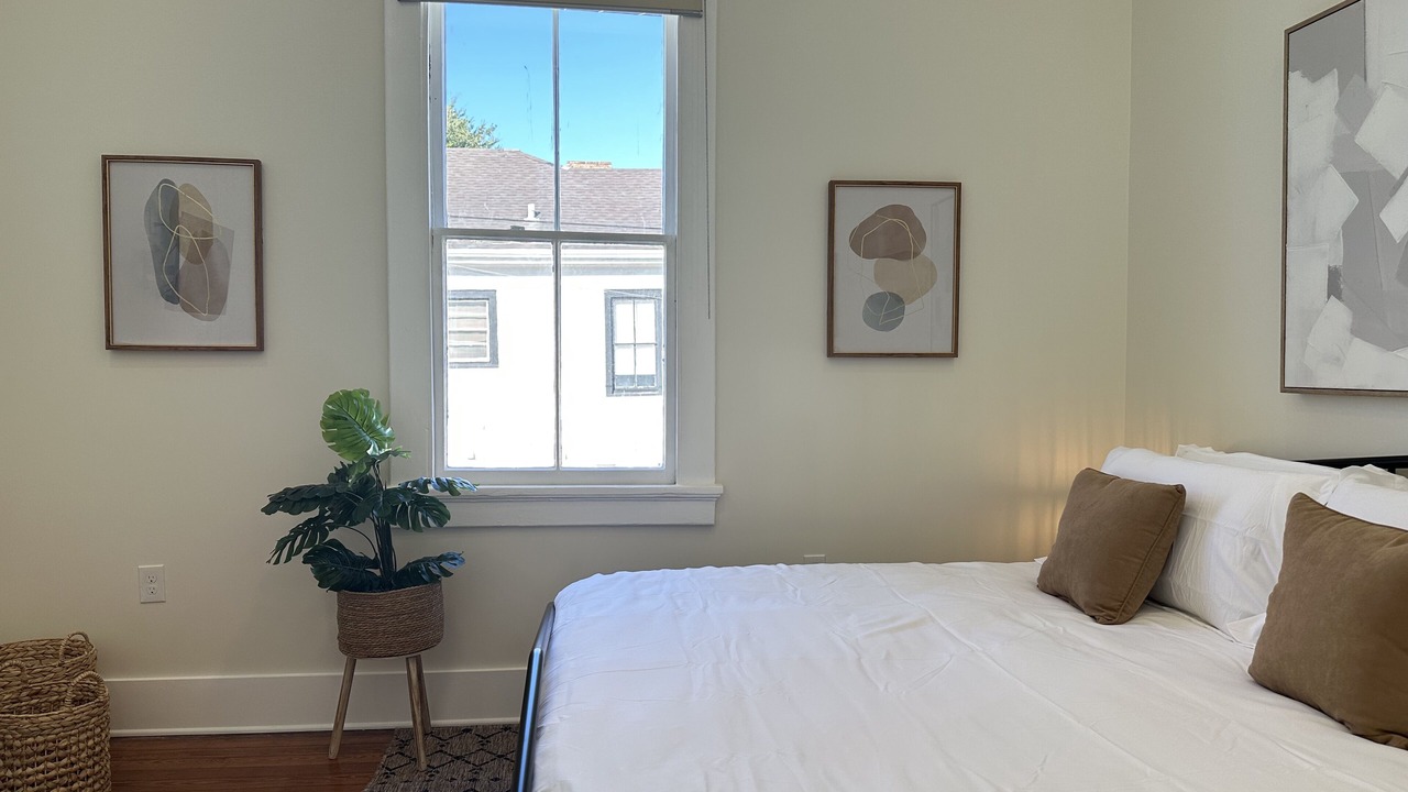 Photo of Bedroom in Mid-City