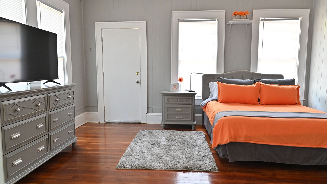 Photo of Bedroom in Highland Historic District