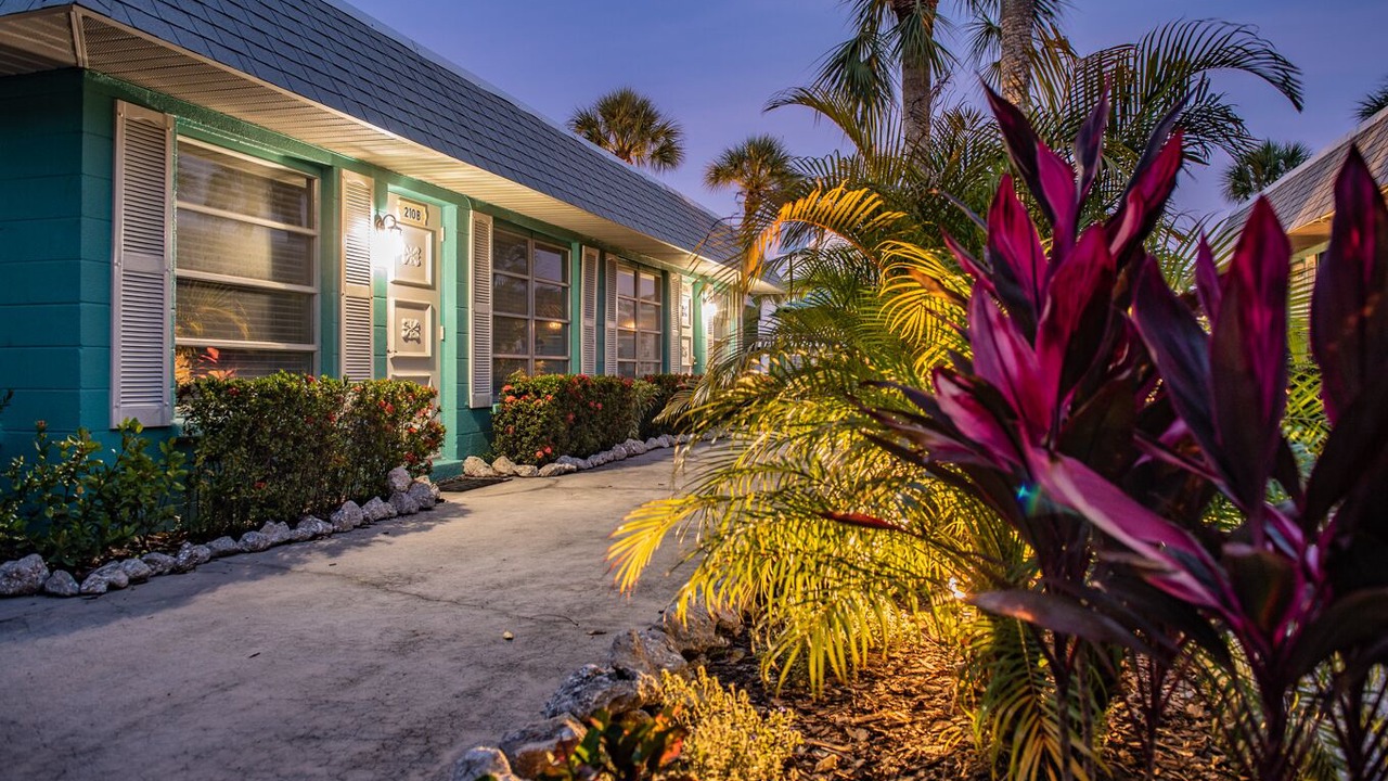 Photo of Others in Anna Maria
