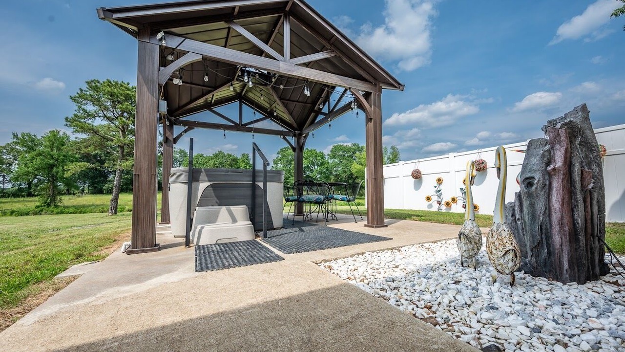 Photo of Patio Balcony in Hatfield