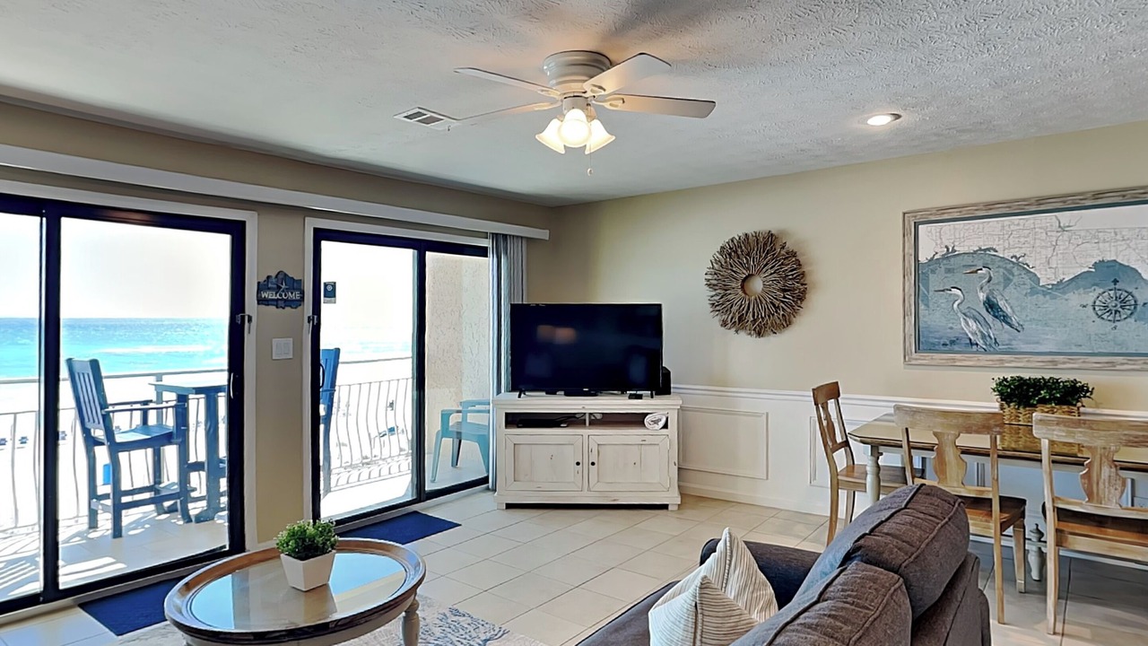 Photo of Livingroom in Crystal Beach