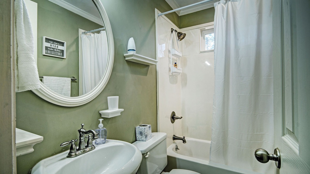Photo of Bathroom in Tougaloo