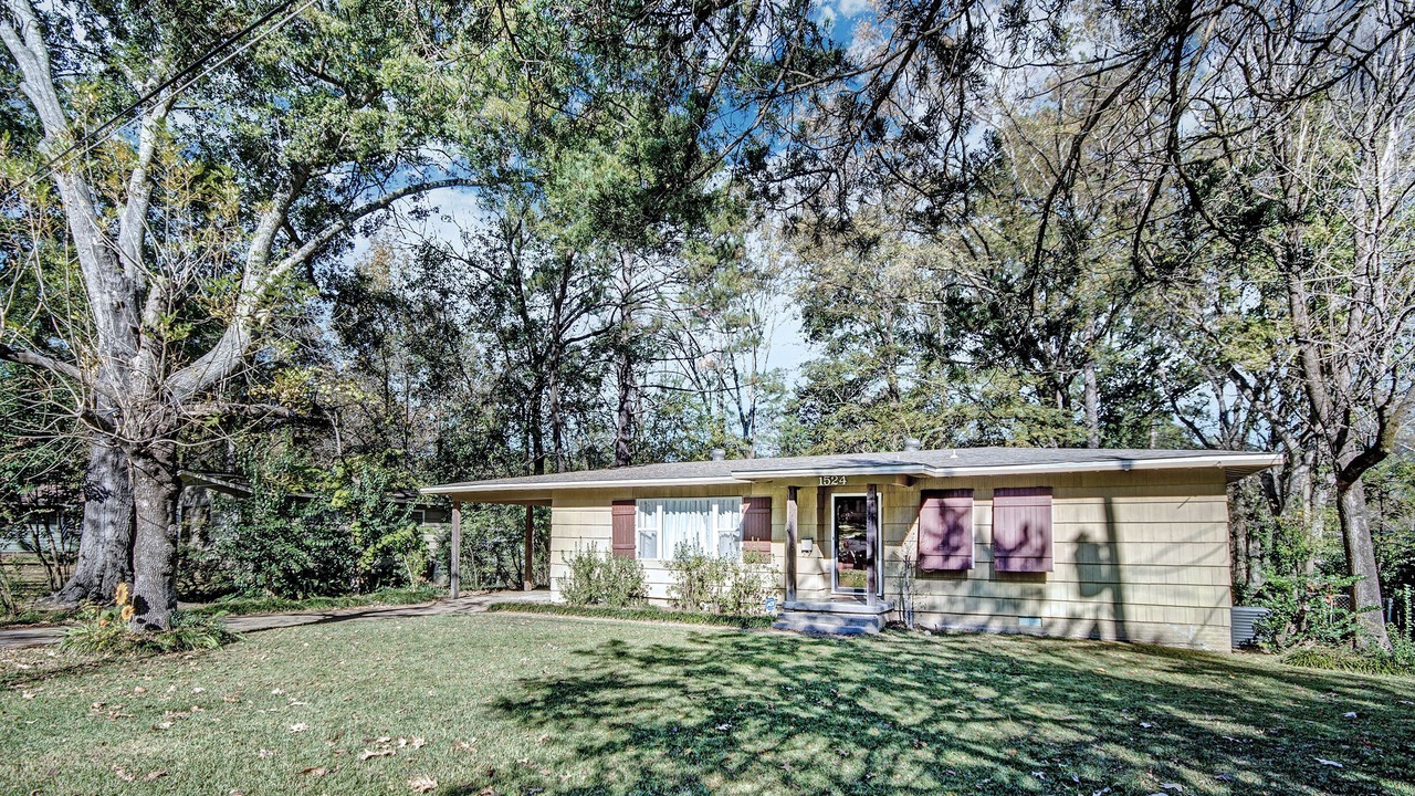 Photo of Outdoor in Tougaloo
