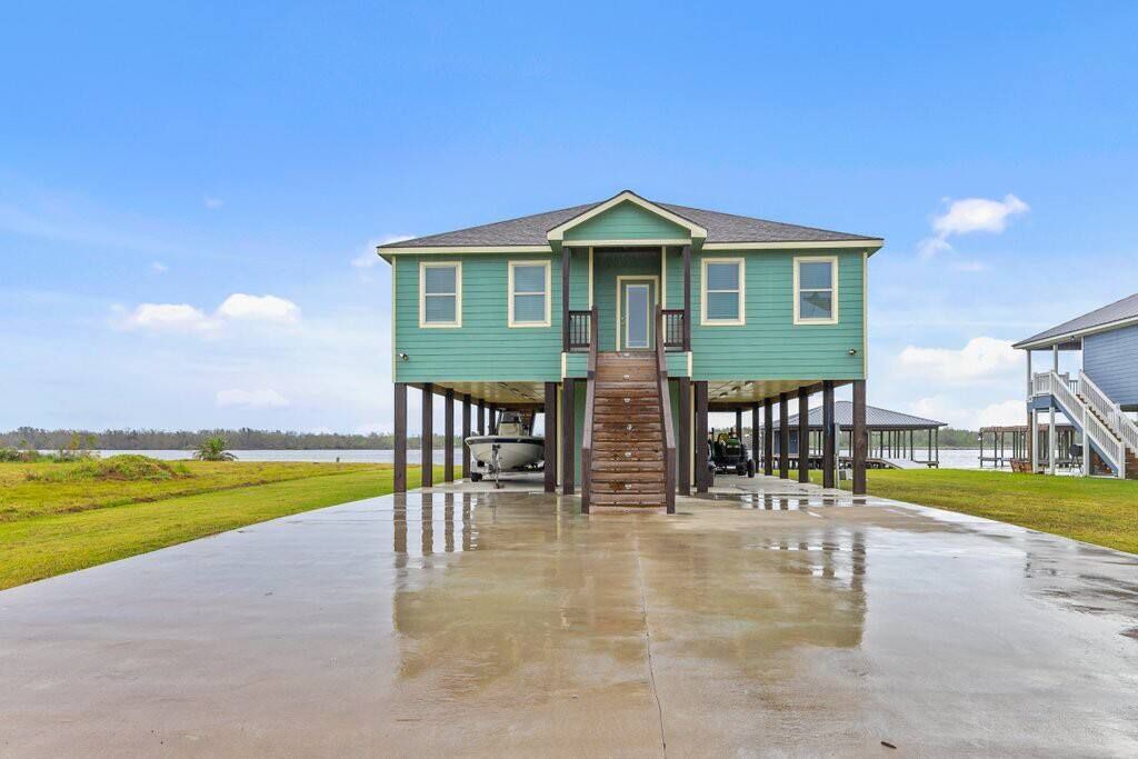 Photo of Outdoor in Hackberry
