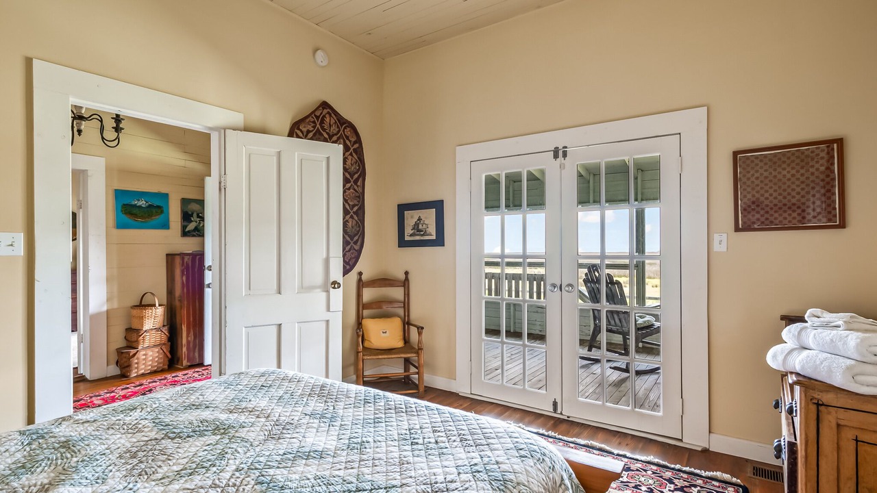 Photo of Bedroom in Wakulla Beach