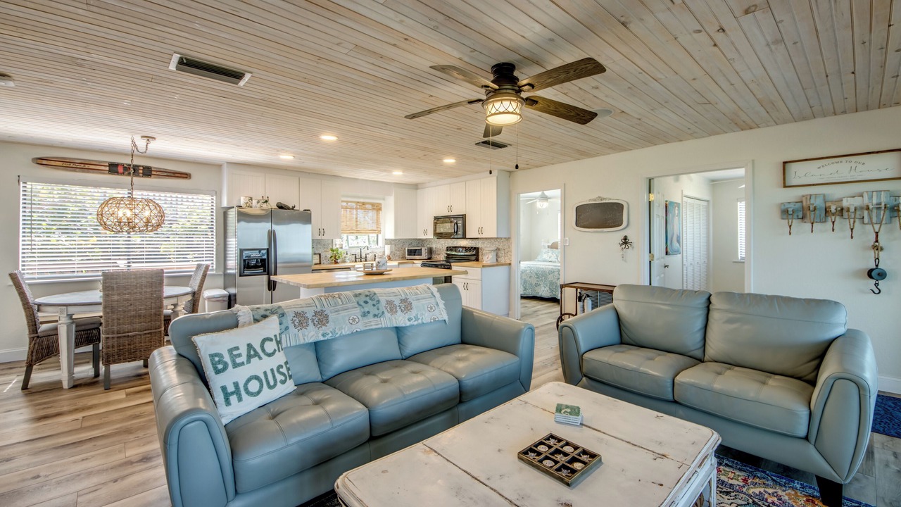 Photo of Livingroom in Placida