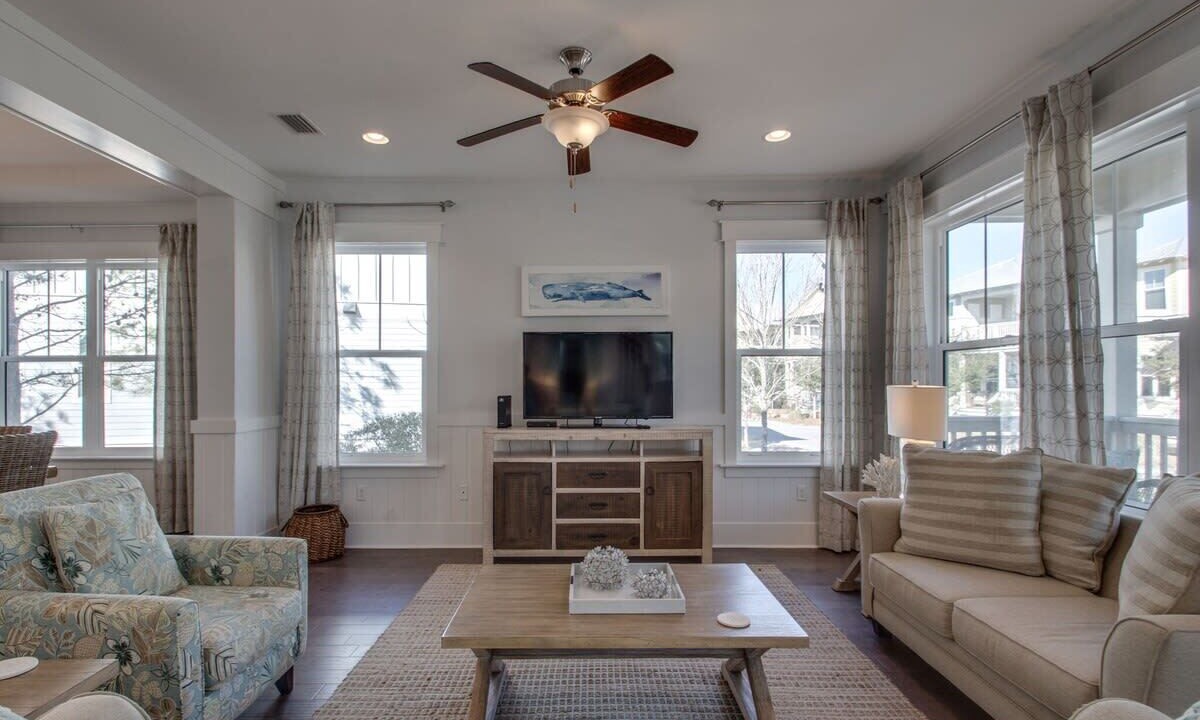 Photo of Bedroom in Santa Rosa Beach