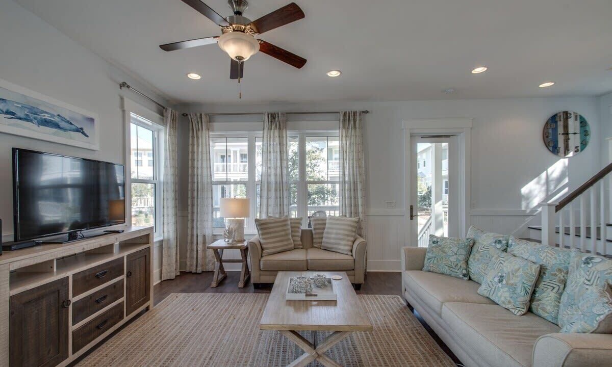 Photo of Livingroom in Santa Rosa Beach