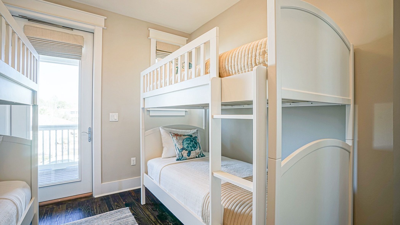 Photo of Bedroom in Santa Rosa Beach