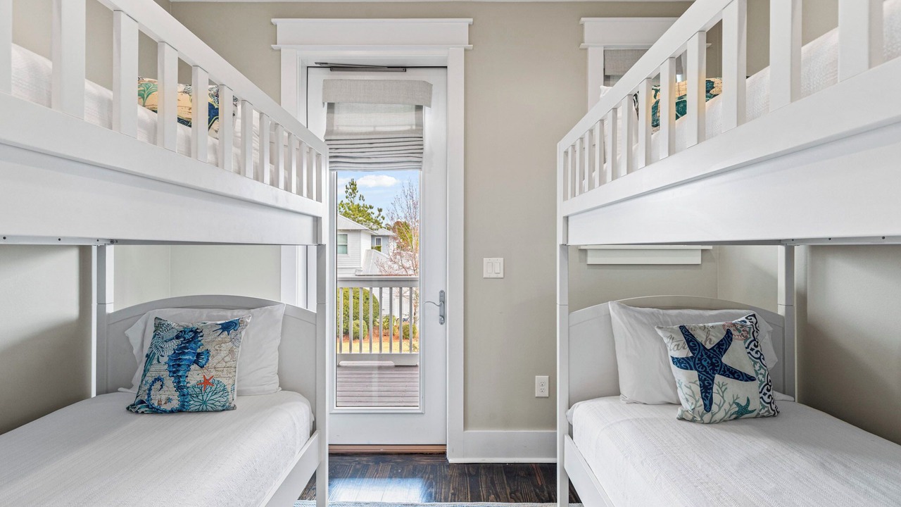Photo of Bedroom in Santa Rosa Beach