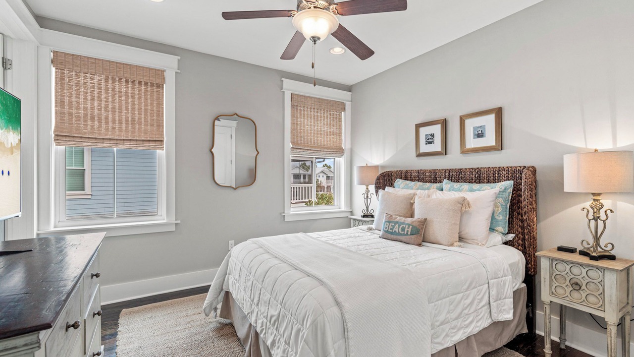 Photo of Bedroom in Santa Rosa Beach