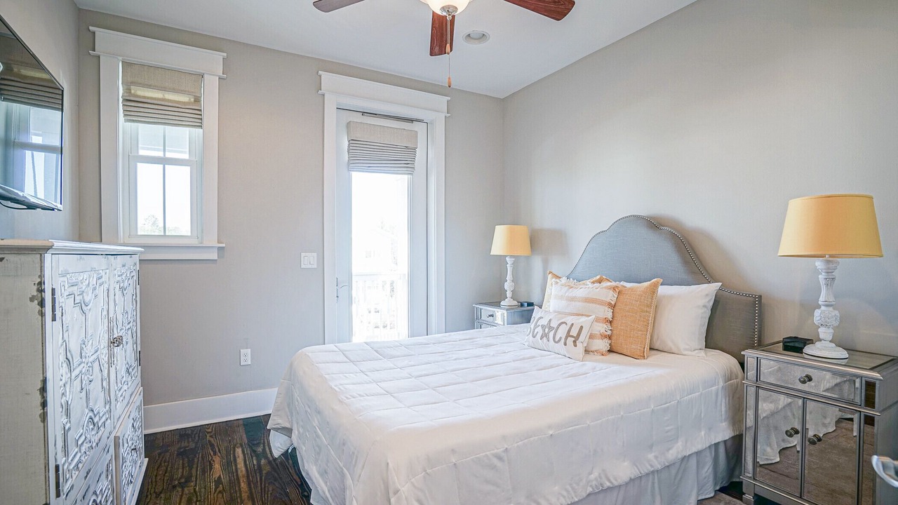 Photo of Bedroom in Santa Rosa Beach