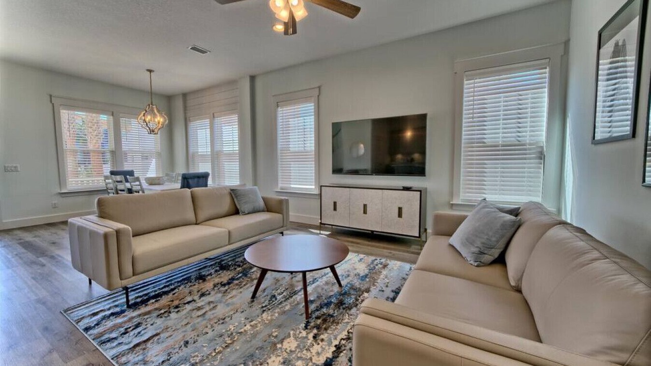 Photo of Bedroom in Miramar Beach