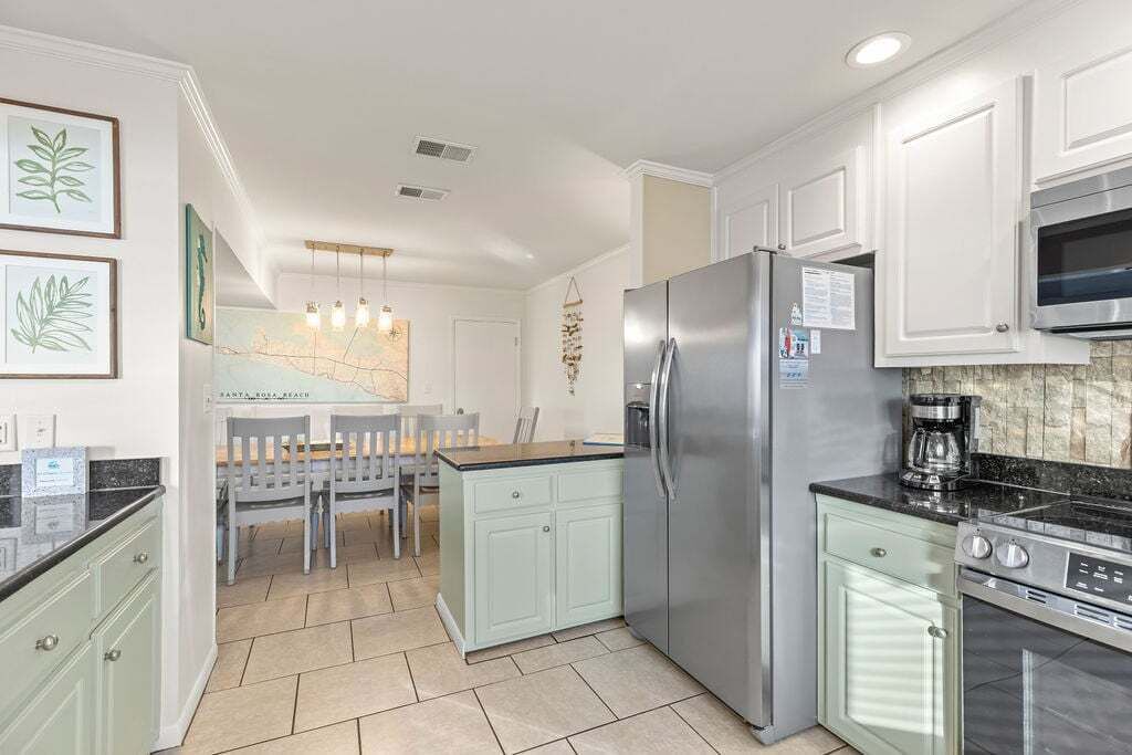 Photo of Kitchen in Gulf Trace
