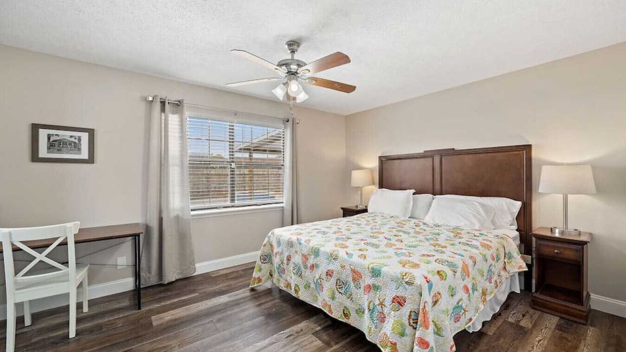 Photo of Bedroom in El Centro Beach