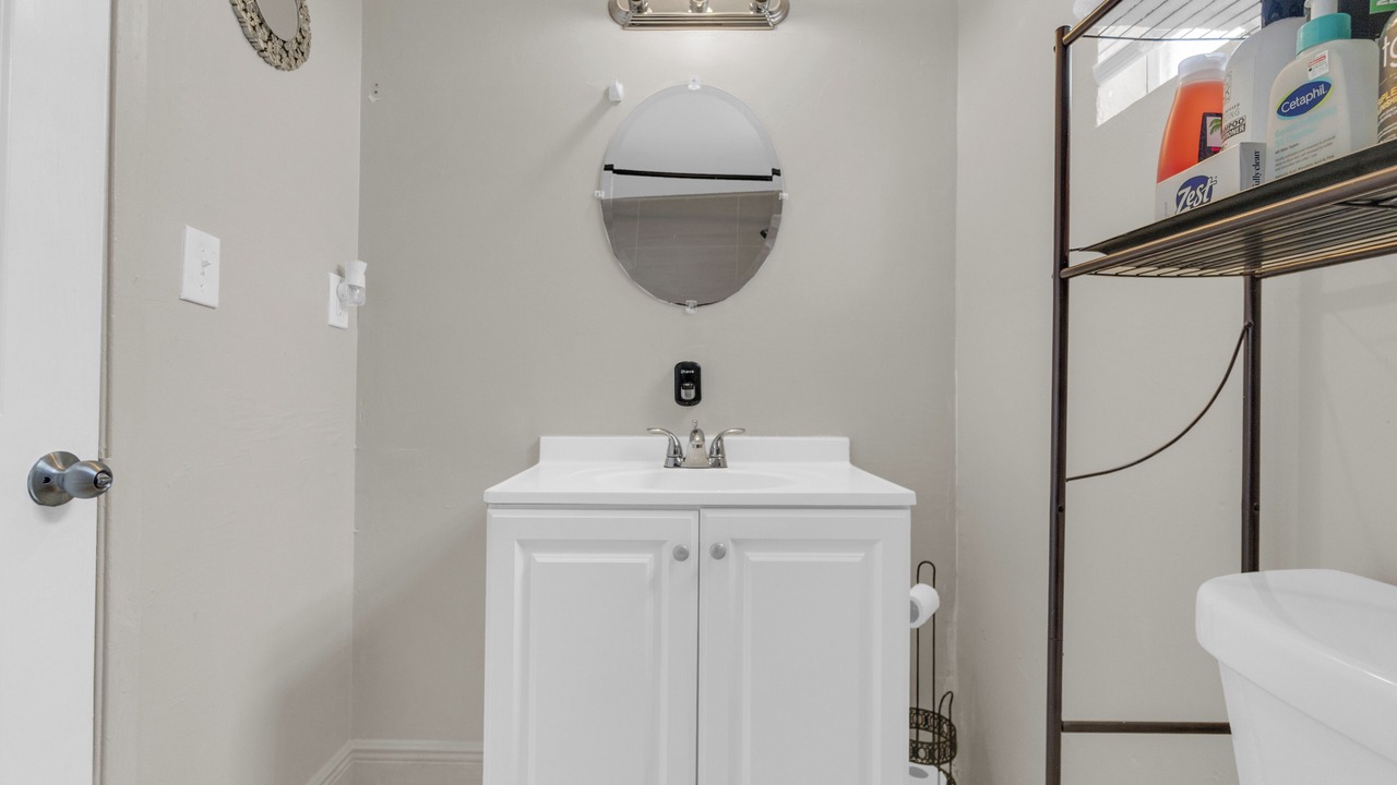 Photo of Bathroom in Lauderdale Lakes