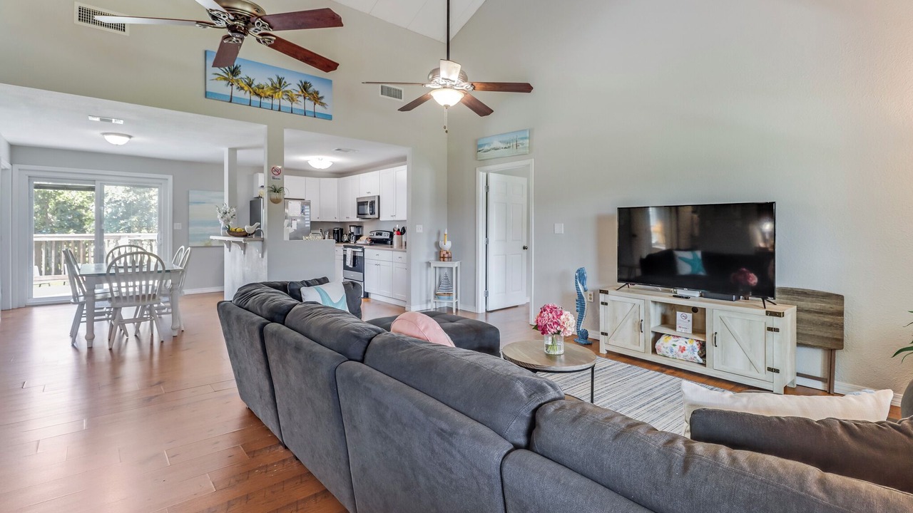 Photo of Livingroom in Long Beach