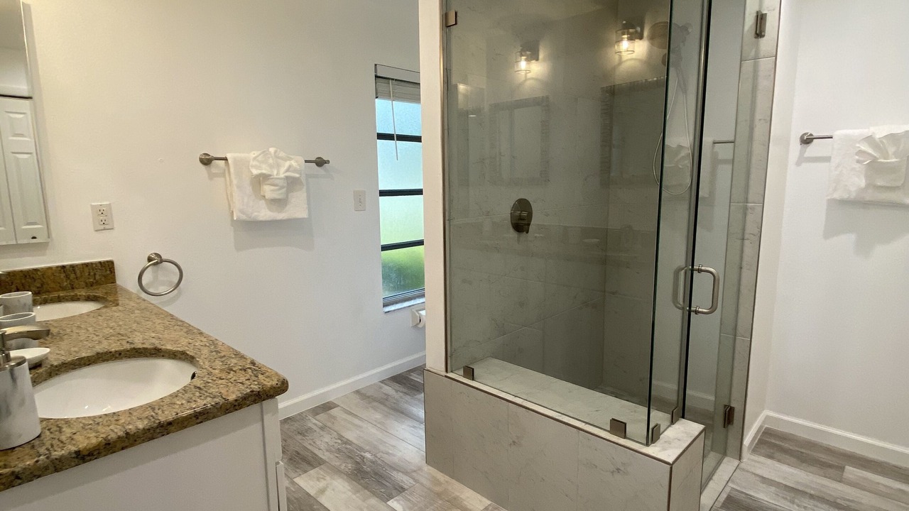 Photo of Bathroom in Eight Lakes