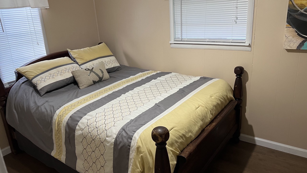 Photo of Bedroom in Apalachicola