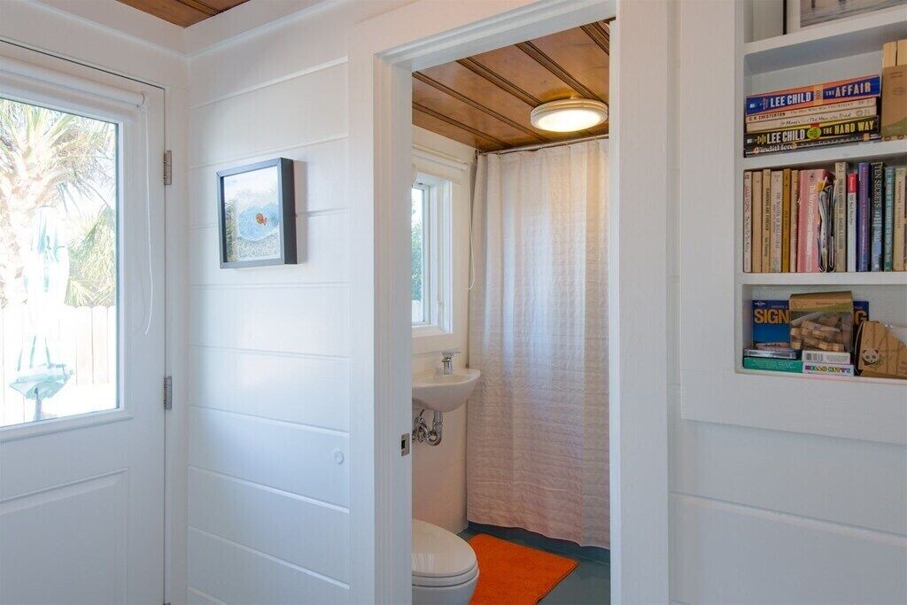 Photo of Bathroom in Laguna Beach