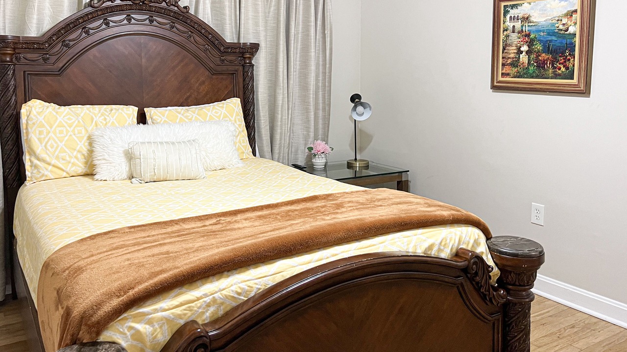 Photo of Bedroom in Hattiesburg